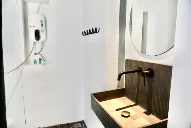 Silom Soi 3 Hash Apartment