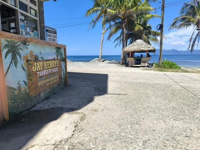 Jay Henry Transient Beach house, B Pagudpud, BLUE LAGOON BEACH