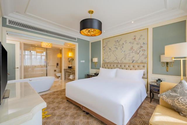 Crowne Plaza Zhengzhou by IHG