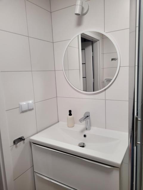 Axo-Hostel 9