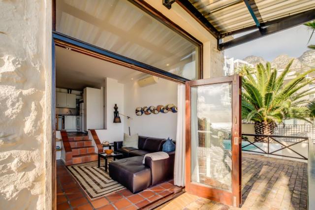 Camps Bay Terrace Palm Suite