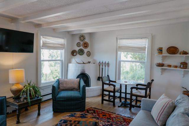 Tesuque Outpost Casita H Best views in Santa Fe