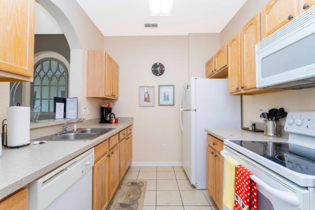Cozy Apartment 3BD2BA at Windsor Hills WH28131