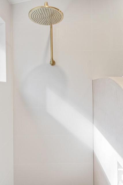 Luxurious Mediterranean-Inspired Guesthouse