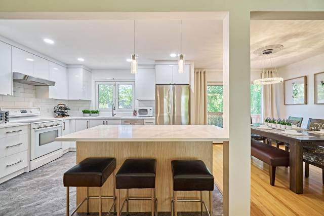 Chinook Executive Entire House