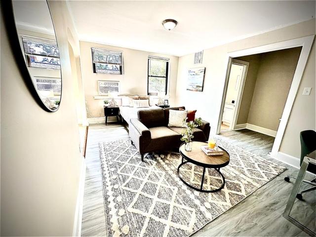 Lennox C405 Peaceful & Perfect Studio Apt