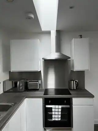 Old Trafford Penthouse Duplex - Steps from MUFC