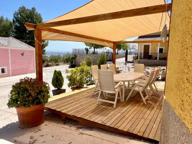 Casa AMARILLA 3 RAPIA