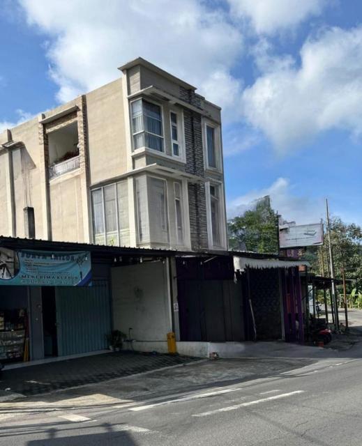 JAVA Hostel Tumpak Sewu