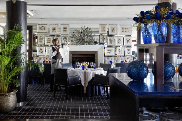 Twelve Apostles Hotel & Spa