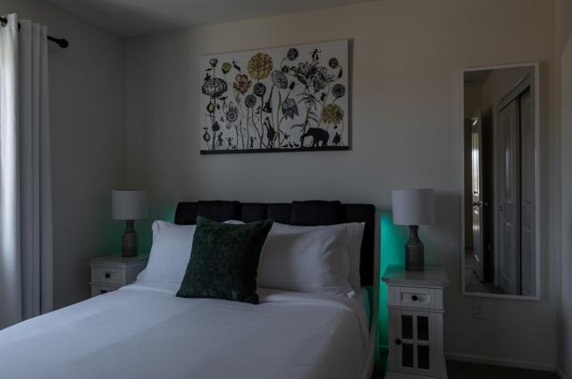 Entertainers Paradise Luxe Pool With Game Room[Free Spa Heating + Early Check-In]