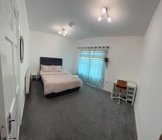 Southampton Bridge Rooms by AFL