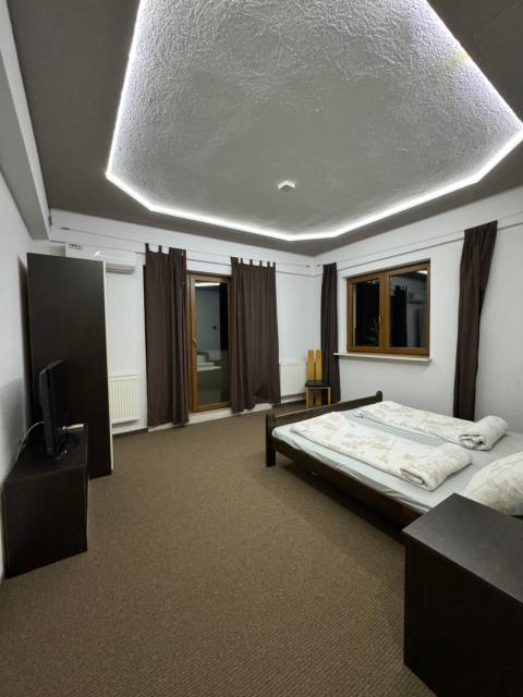 Hillside Rooms