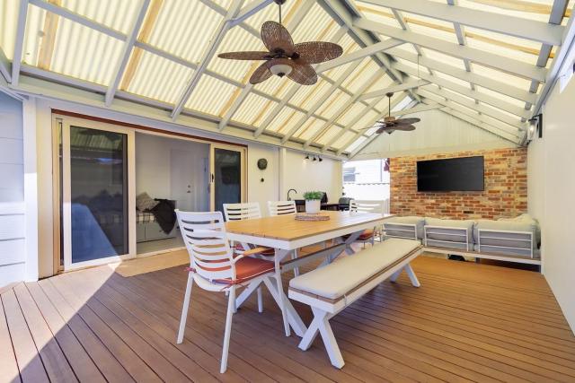 Manning private escape Swan BnB Management