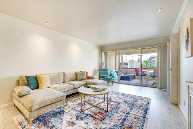 Walkable Scottsdale Condo w/ Pool Access!