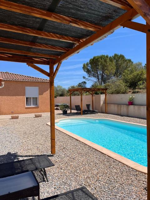 Chambres d'hôtes, B&B climatisées LA BORRELLIENNE
