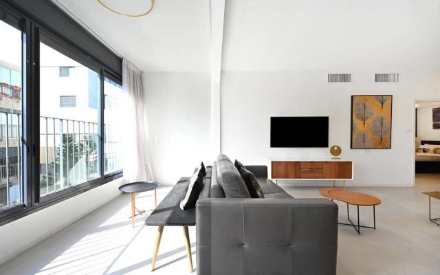 Tranquility 2BR at Trumpeldor by HolyGuest