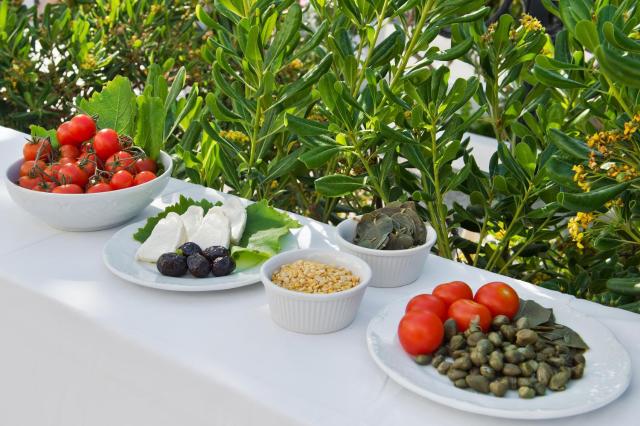 Makarios Hotel