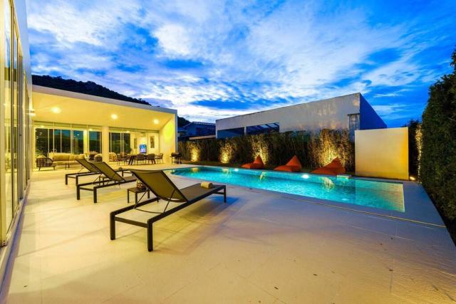 Modern 4 Bed Private Pool Villa - KH-B6