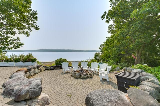 Oceanfront Mid-Coast Maine Home w/ Private Beach!