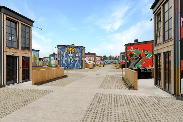 Fun Art Holiday Apartment Lots Of Fun For The Whole Family!