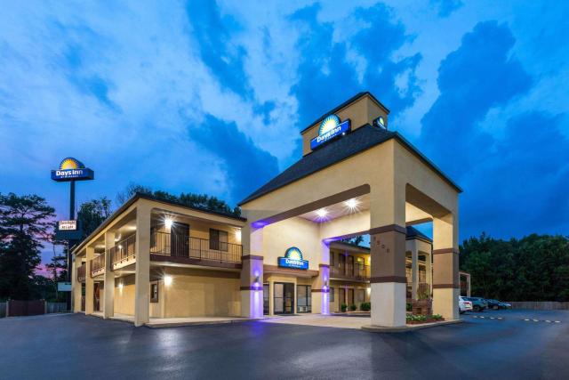 Days Inn by Wyndham North Little Rock Maumelle