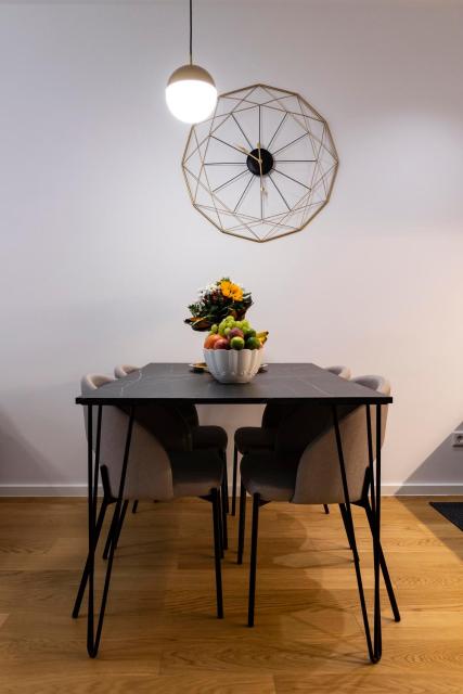 Maksimir Whisper, LUX 1BDR APT, Free Parking