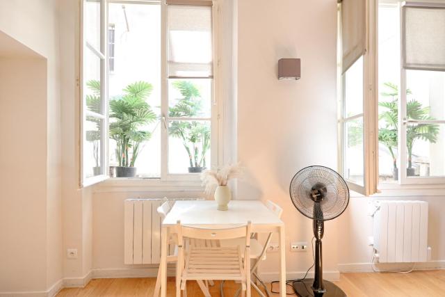 Servandoni - Heart of Saint Germain des Prés - Best location