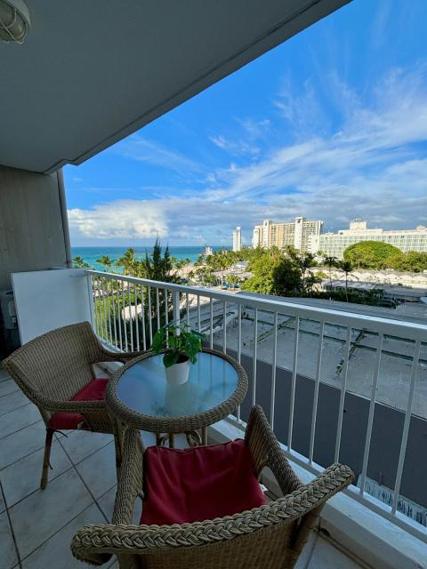 Downtown Beachfront Isla Verde Tropical Apartment
