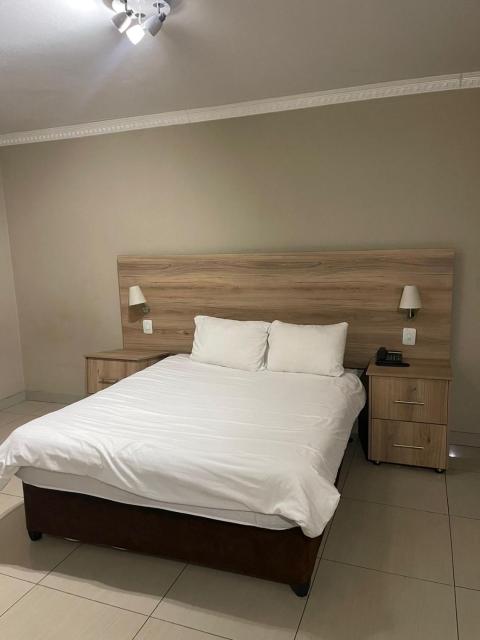 Signature Hotel