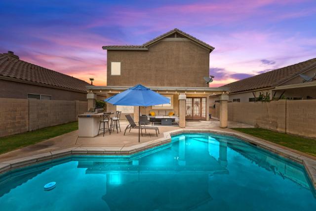 4 Bedroom House with Pool and Home Gym