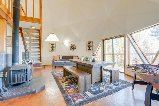 Off-Grid Geodesic Dome: Nevada City House w/ Views