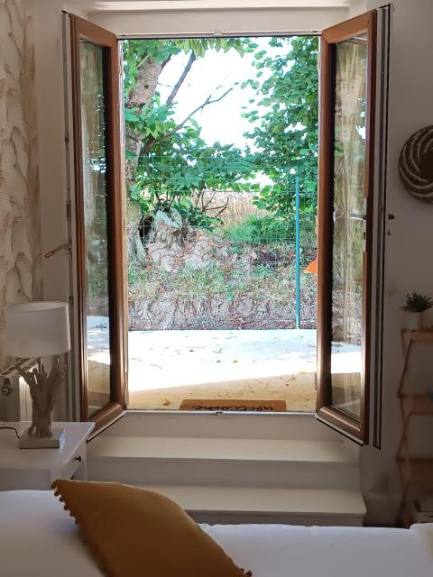 Maison berrichonne WiFi jardin linge