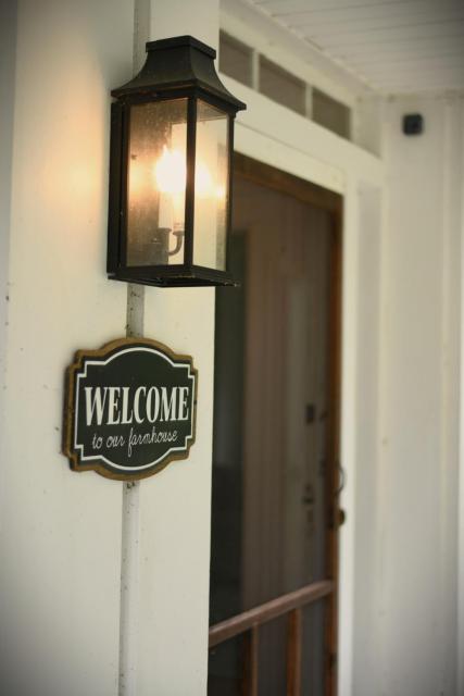Farmhouse Lodge