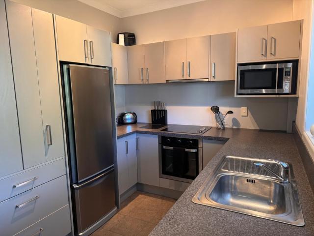 Inner City Picton Apartment!