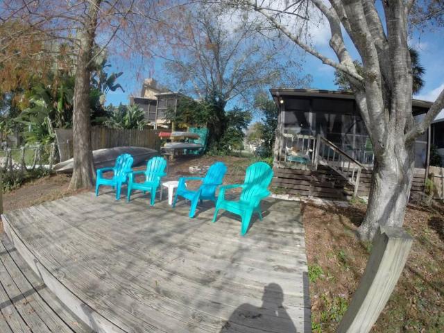 Mermaid Cove - Waterfront Home with Paddlecraft Direct Weeki Wachee River Access