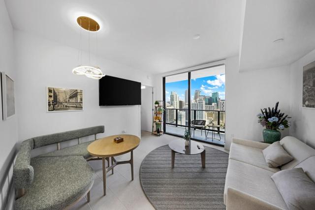 Upscale 1-BD Condo with Stunning City Views