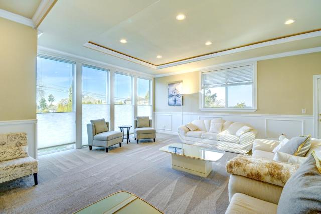 Soccer Lovers Welcome: Seattle Area Home w/ Views