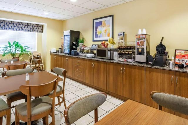 Microtel Inn & Suites