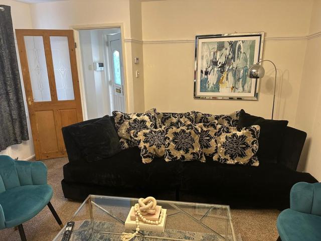 3 Bedroom Apartment Close To Manchester City Stadium And Coop Live