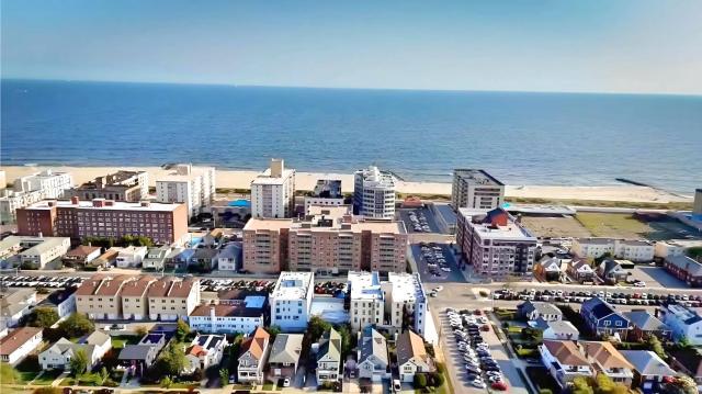 Long Beach Hotel