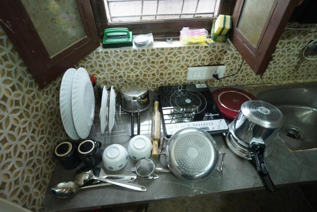 Room in Haldwani with private Kitchen & Bath