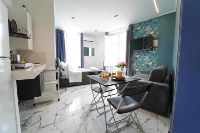 Appartamento Ottanio- Quattro Canti 200 mt
