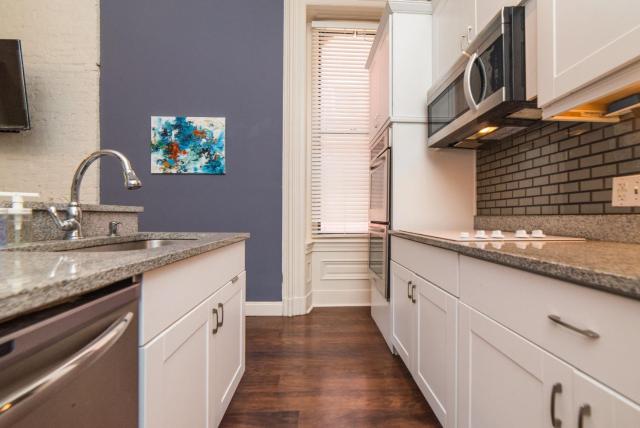 Unbeatable Location - Walkable Entertainment