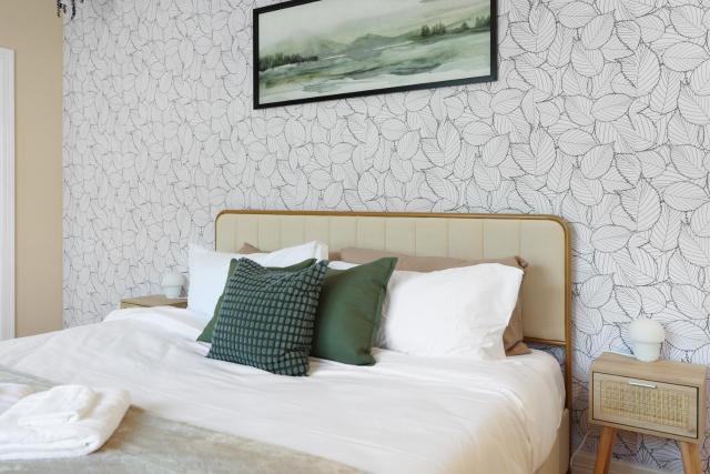 Townhome - Modern Boho - Heights - King bed