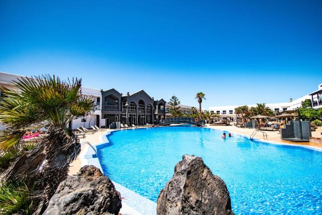 Coral Cotillo Beach
