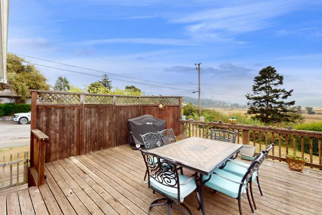 Humboldt Bay Retreat