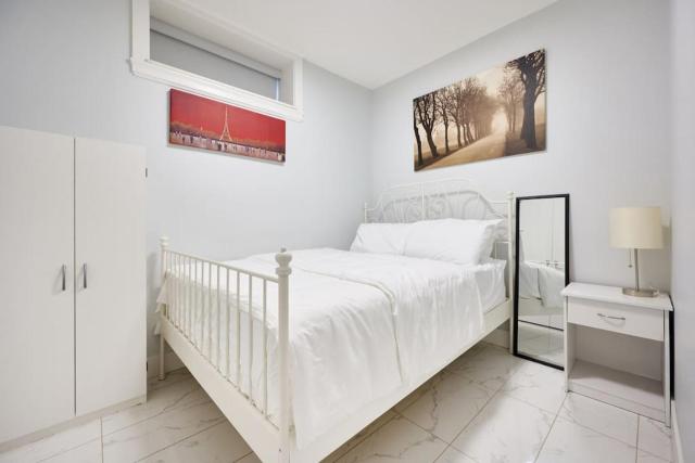 Basement Suite In Vancouver