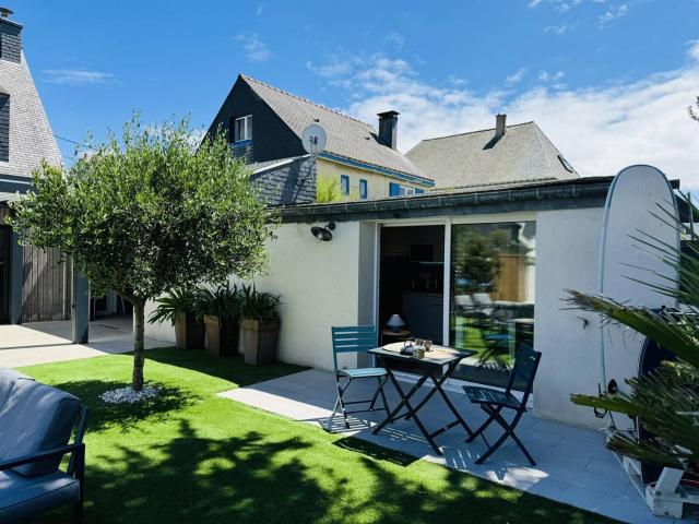 Studio Ty Cool, jardin 200m carré, 50m plage, wifi, parking