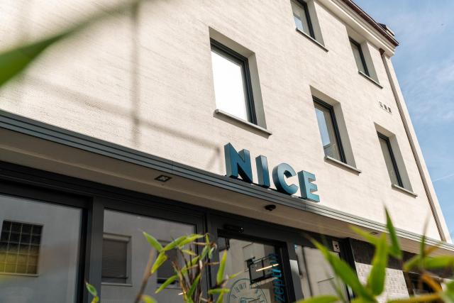 Hotel Nice - Self Check-In Hotel